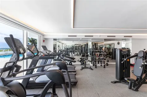 345 Ocean Drive Miami Beach FL 33139