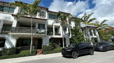 11618 SW 13th Court Pembroke Pines FL 33025