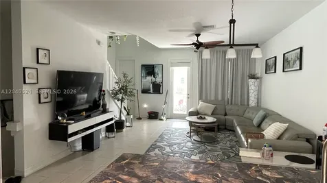 11618 SW 13th Court Pembroke Pines FL 33025