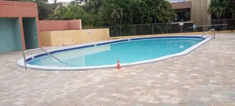 140 NW 87th Avenue Miami FL 33172