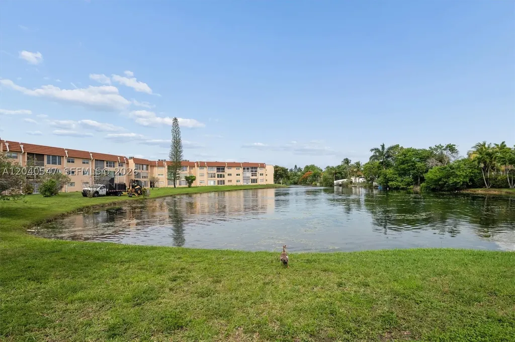 2741 N Pine Island Road Sunrise FL 33322