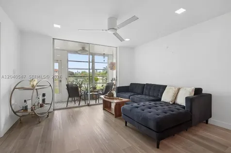 2741 N Pine Island Road Sunrise FL 33322