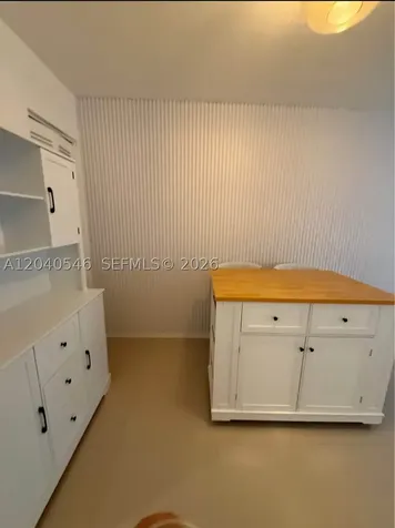 2198 NE 167th Street North Miami Beach FL 33162