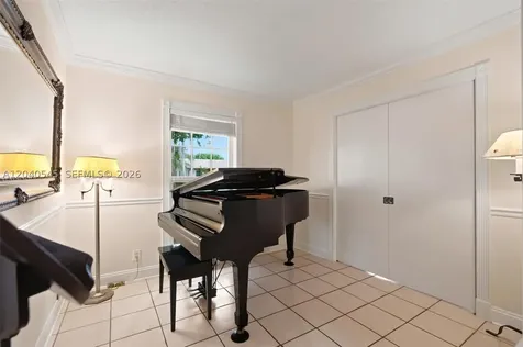 2760 NW 108th Avenue Sunrise FL 33322