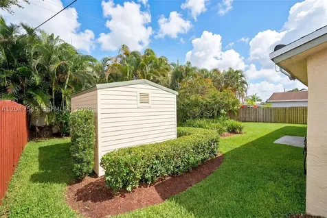 2760 NW 108th Avenue Sunrise FL 33322