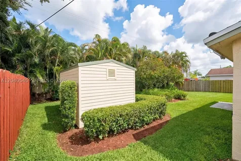 2760 NW 108th Avenue Sunrise FL 33322