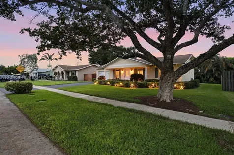 2760 NW 108th Avenue Sunrise FL 33322