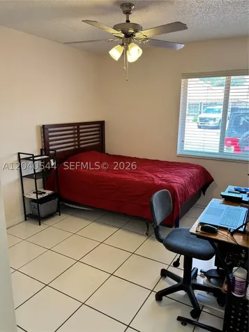 Hialeah FL 33015