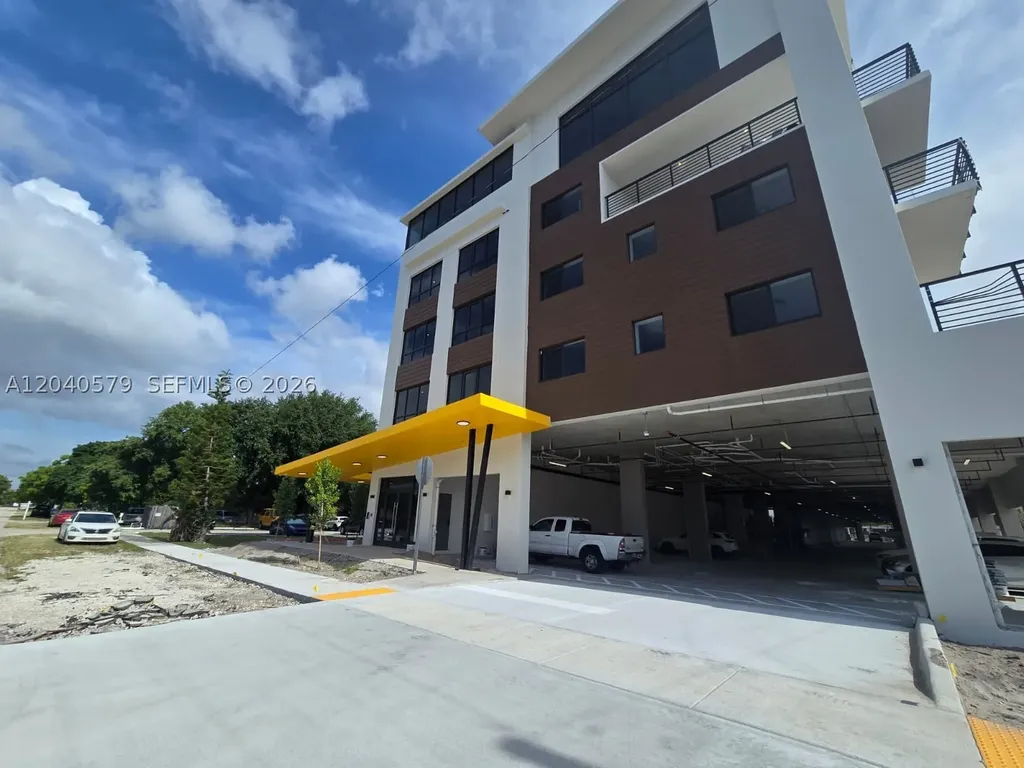 2233 Fillmore Street Hollywood FL 33020