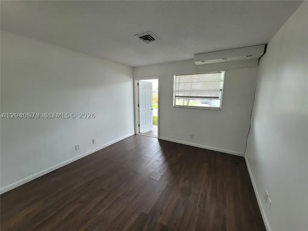 2832 W Fillmore Street Hollywood FL 33020