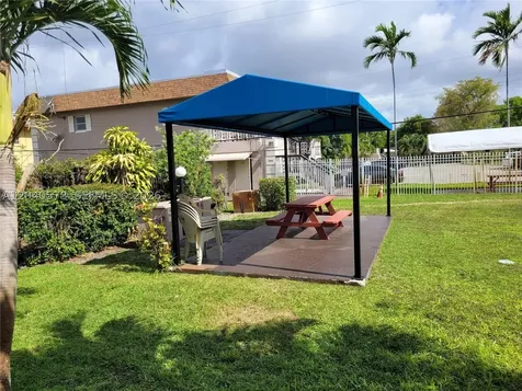 2832 W Fillmore Street Hollywood FL 33020