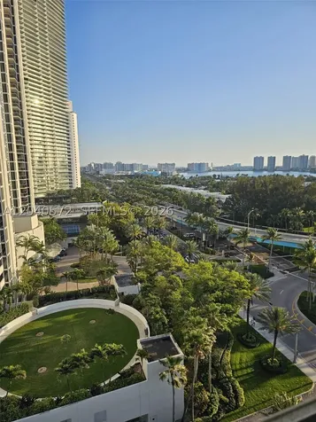 19201 Collins Avenue Sunny Isles Beach FL 33160