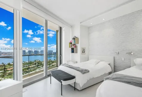 18975 Collins Avenue Sunny Isles Beach FL 33160