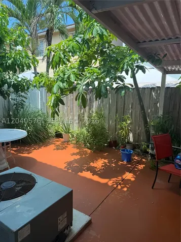5943 SW 162nd Place Miami FL 33193