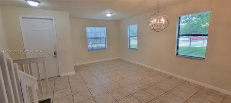 8872 W 35th Court Hialeah FL 33018