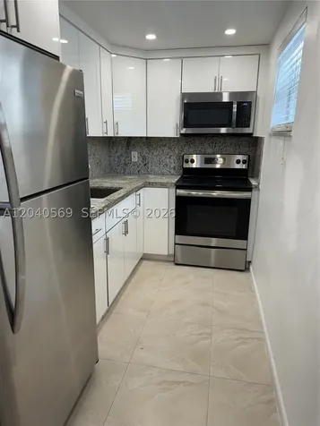 1025 SW 6th Avenue Miami FL 33130