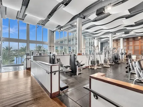 6799 Collins Avenue Miami Beach FL 33141