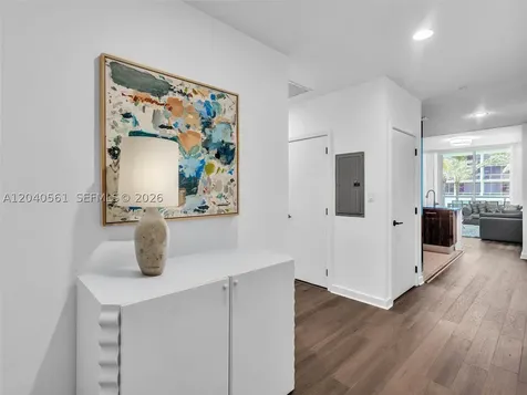 6799 Collins Avenue Miami Beach FL 33141