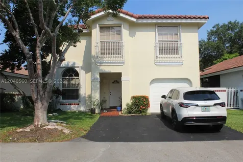 1335 Seagrape Circle Weston FL 33326