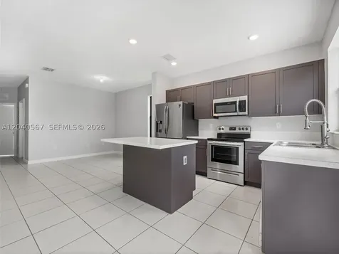 11860 SW 245th Terrace Homestead FL 33032