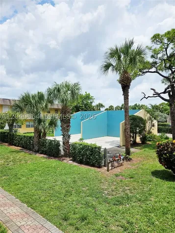 5180 NE 6th Avenue Oakland Park FL 33334