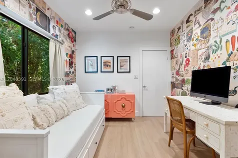 547 NE 59th Street Miami FL 33137