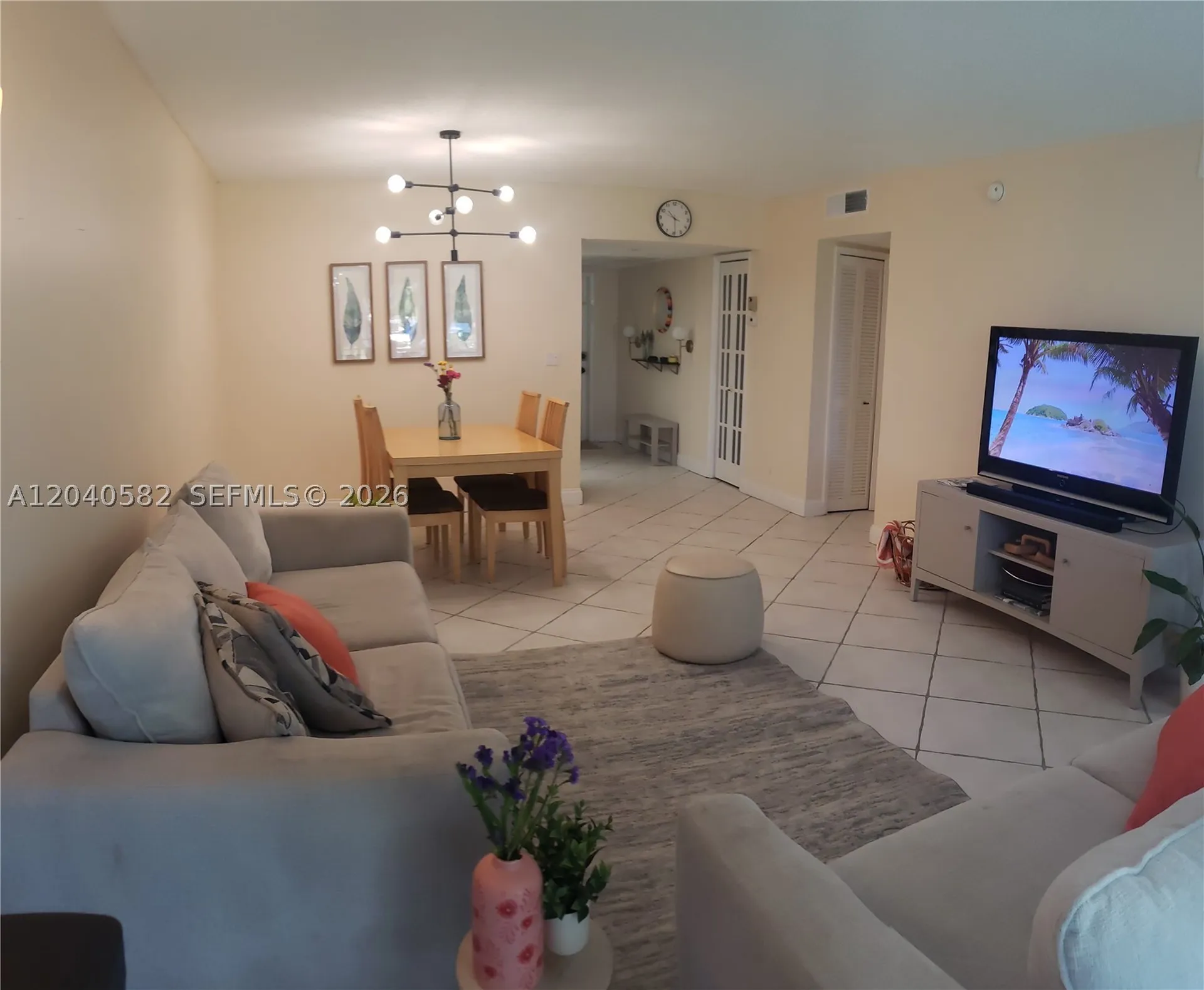 550 Oaks Lane Pompano Beach FL 33069