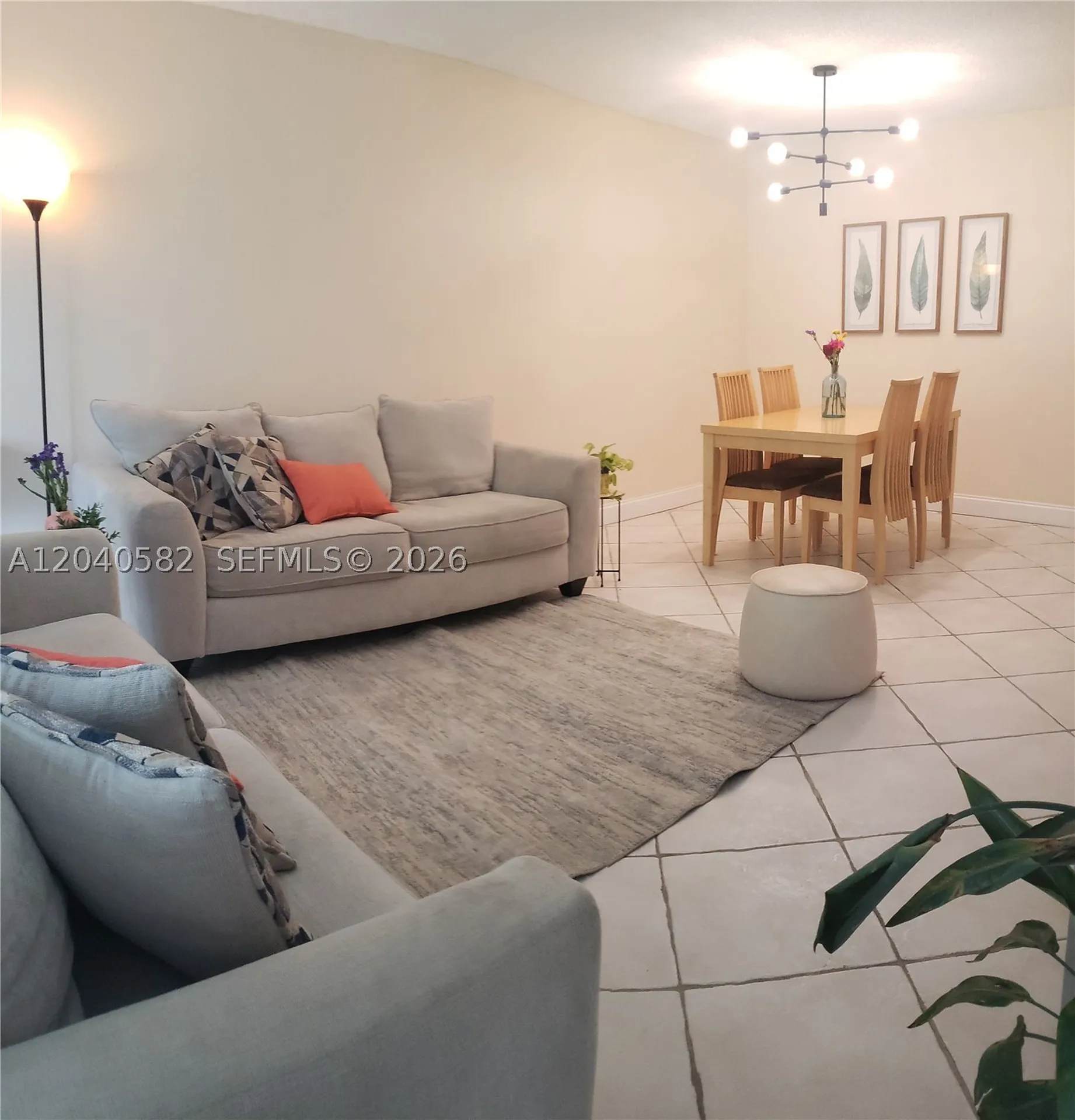 550 Oaks Lane Pompano Beach FL 33069