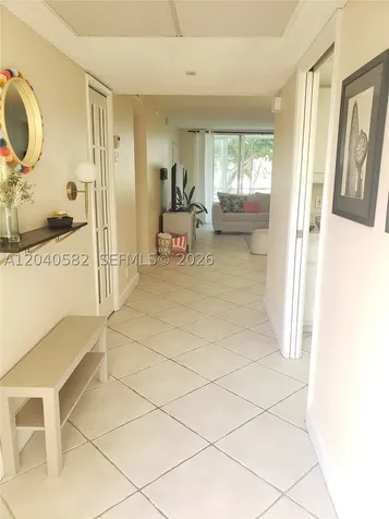 550 Oaks Lane Pompano Beach FL 33069