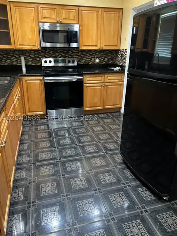 1905 NW 57th Street Miami FL 33142