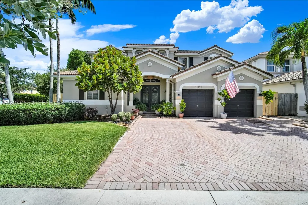 11921 SW 126th Terrace Miami FL 33186