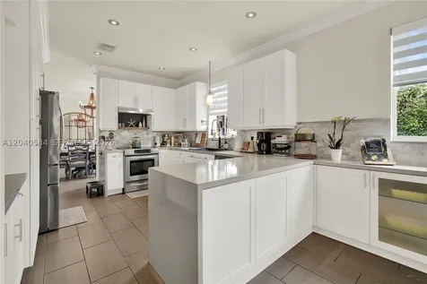 11921 SW 126th Terrace Miami FL 33186