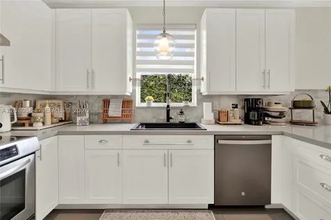 11921 SW 126th Terrace Miami FL 33186