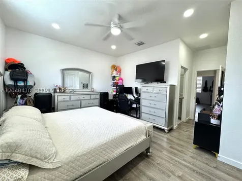 479 NE 5th Way Florida City FL 33034