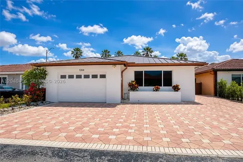 1204 SW 136th Place Miami FL 33184