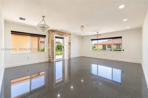 1204 SW 136th Place Miami FL 33184