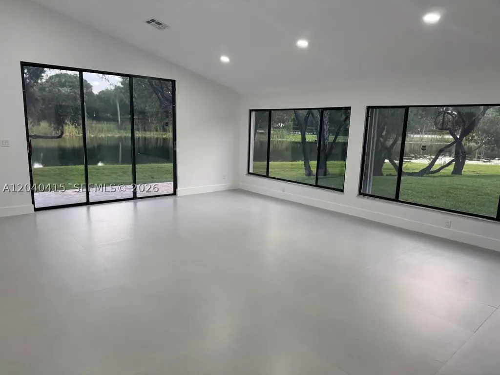 2360 Dover Weston FL 33326