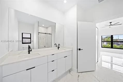 2602 E 2nd Street Lehigh Acres FL 33936