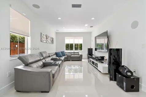 2517 SW 148th Court Miami FL 33185