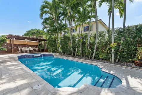 2517 SW 148th Court Miami FL 33185