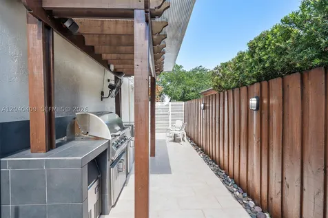 2517 SW 148th Court Miami FL 33185