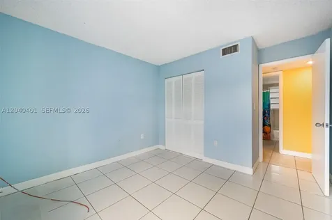 1725 W 60th Street Hialeah FL 33012