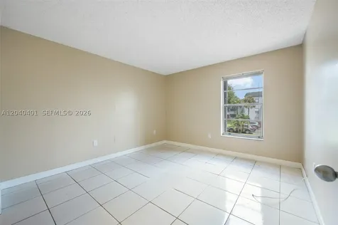 1725 W 60th Street Hialeah FL 33012