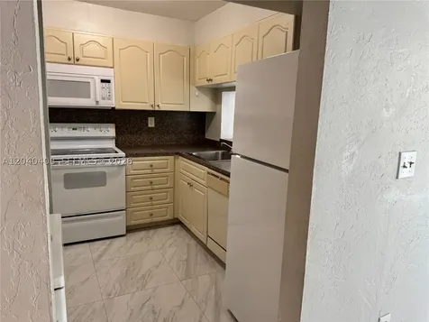 11800 SW 18th Street Miami FL 33175