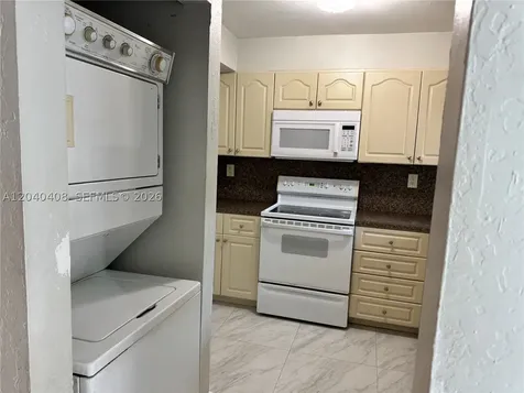 11800 SW 18th Street Miami FL 33175
