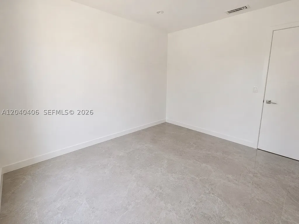 112 Fox Road Hollywood FL 33024