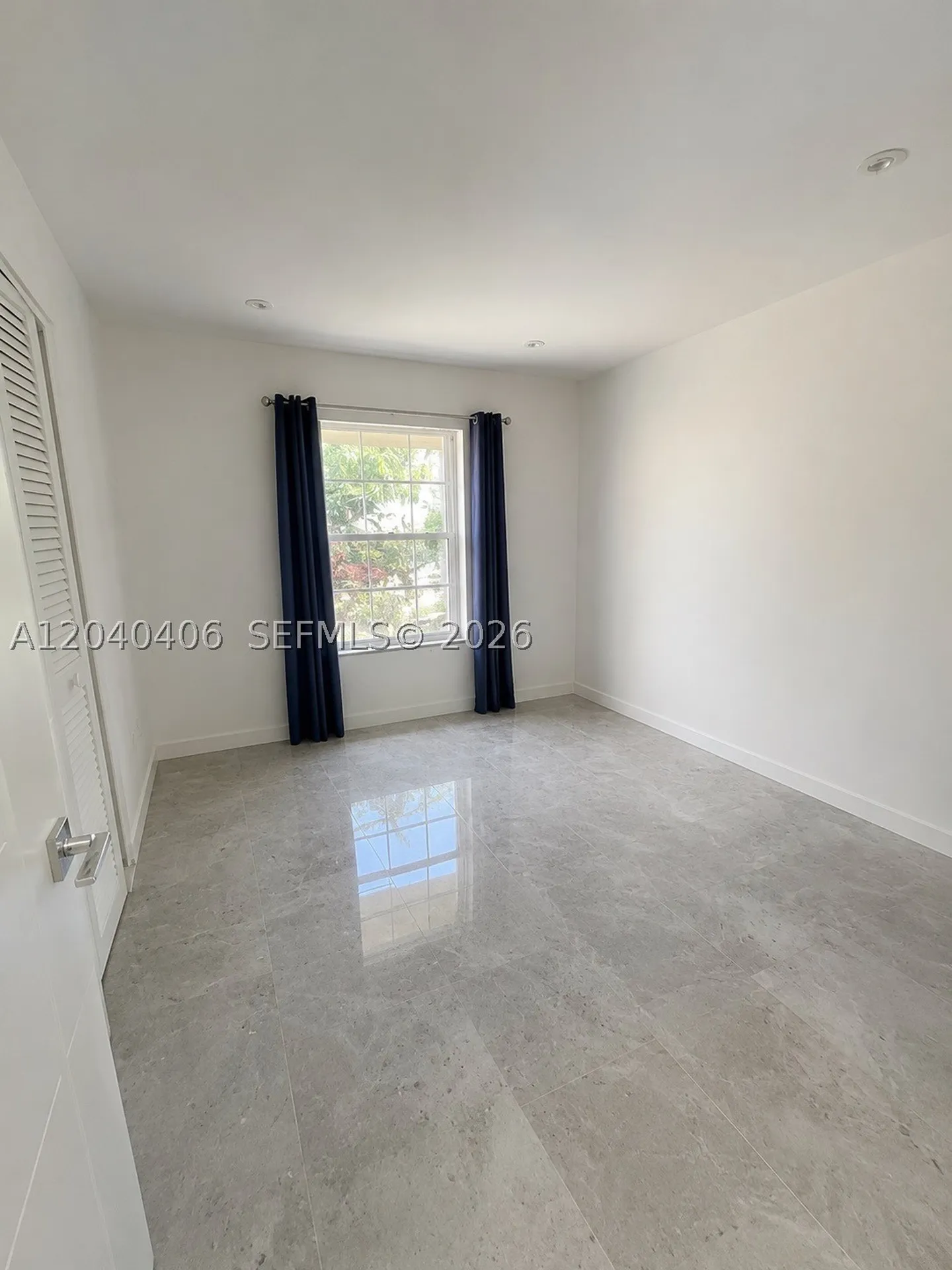 112 Fox Road Hollywood FL 33024
