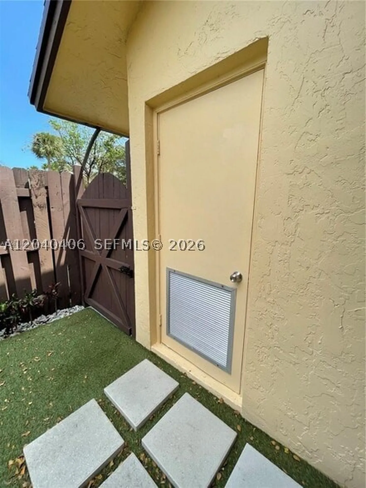 112 Fox Road Hollywood FL 33024