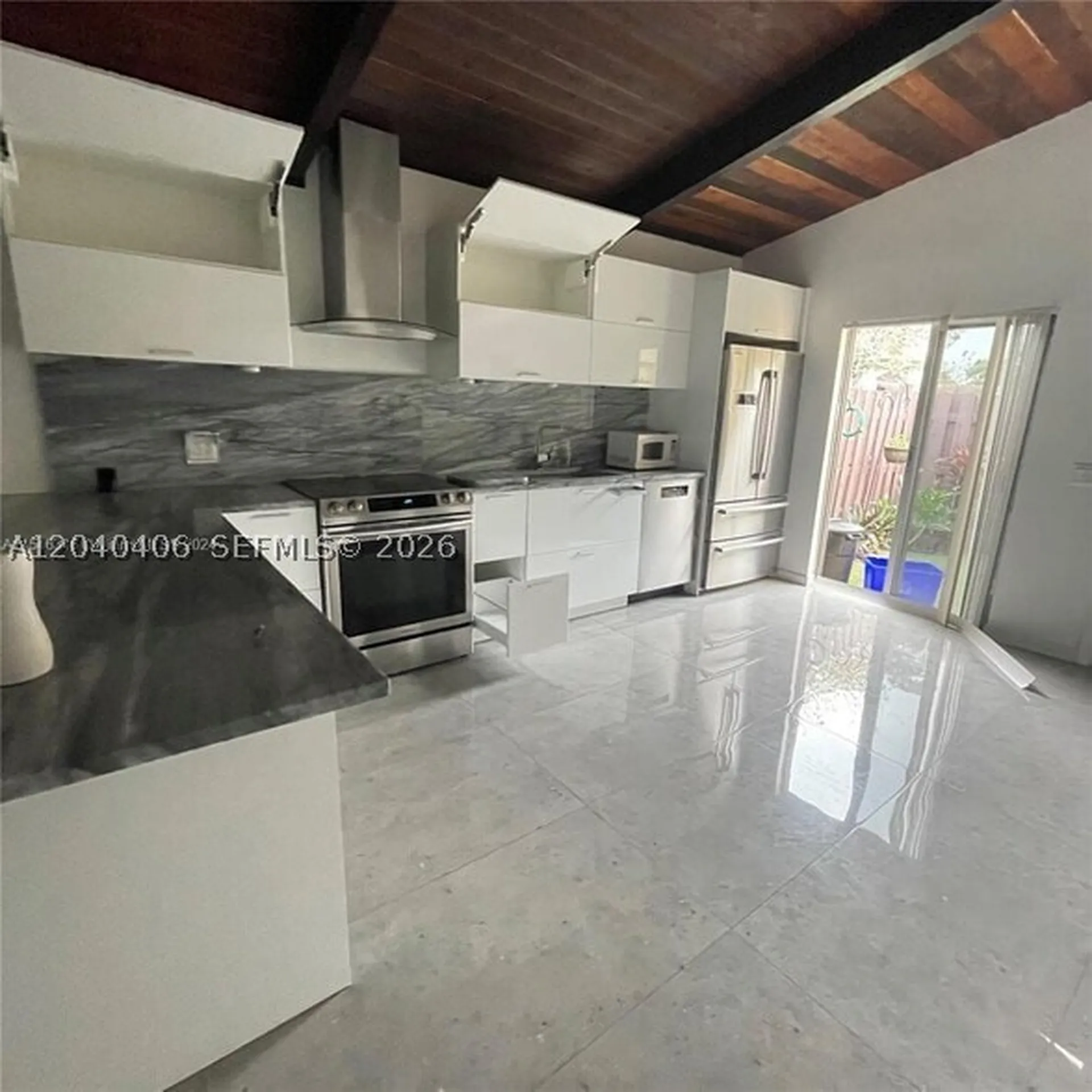 112 Fox Road Hollywood FL 33024