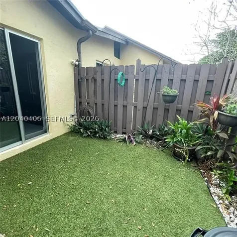 112 Fox Road Hollywood FL 33024